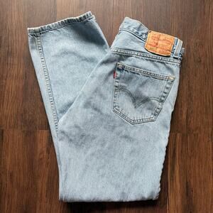 Levi’s 505 Regular Fit Straight Leg Light Wash Jeans – Size 36x32